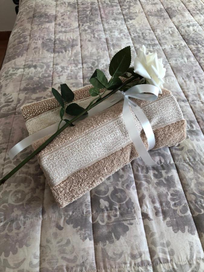לינה וארוחת בוקר פרוג'ה A Casa Di Mamma Rosy מראה חיצוני תמונה
